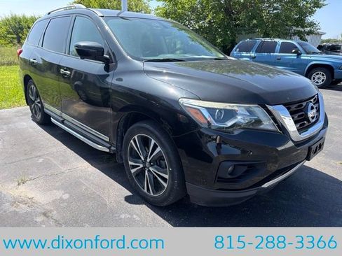Used 2018 Nissan Pathfinder Platinum AWD/4WD image 9
