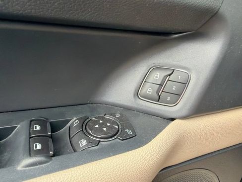 Used 2022 Ford Expedition Max Limited AWD/4WD image 26