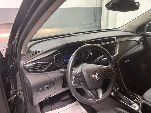 Used 2022 Buick Encore GX Preferred w/ Cold Weather Comfort Package AWD/4WD image 9