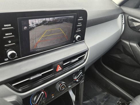 Used 2024 Kia Seltos LX AWD/4WD image 22