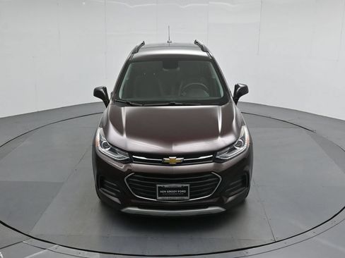 Used 2020 Chevrolet Trax LT w/ LT Convenience Package FWD image 33