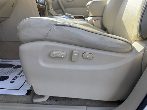 Used 2014 INFINITI QX80 4WD image 8