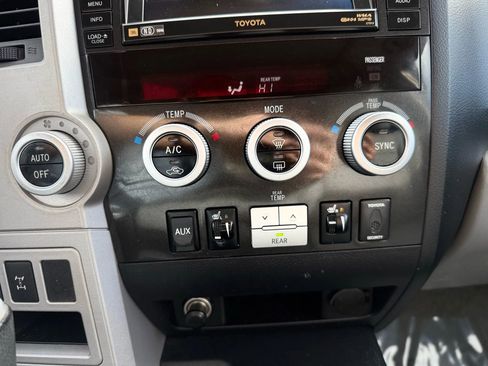 Used 2008 Toyota Sequoia Limited image 40