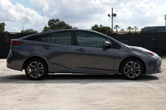 Used 2019 Toyota Prius XLE FWD image 16