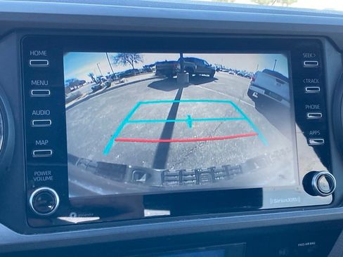 Used 2021 Toyota Tacoma TRD Sport w/ Technology Package image 24