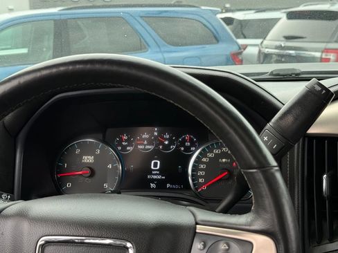 Used 2018 GMC Sierra 2500 Denali AWD/4WD image 10