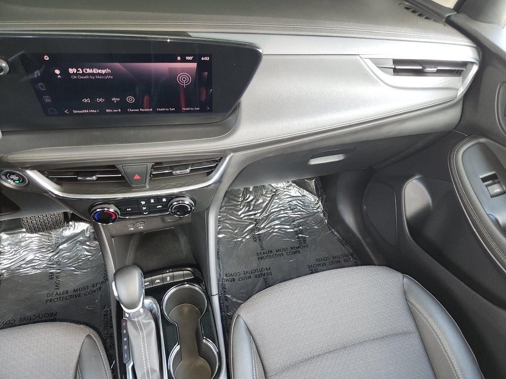 Used 2025 Buick Encore GX Preferred AWD/4WD image 17