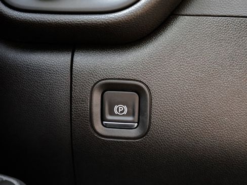 New 2026 GMC Sierra 1500 Pro w/ Pro Value Package image 33