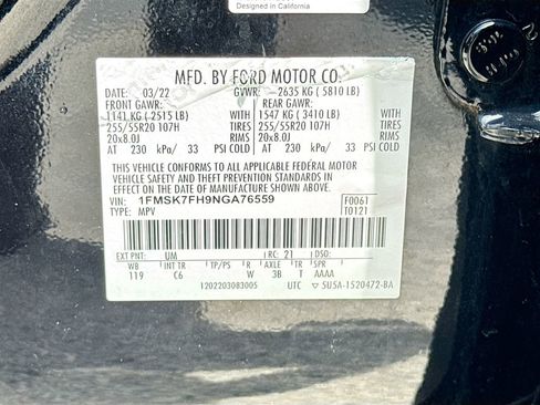 Used 2022 Ford Explorer Limited w/ Equipment Group 301A RWD image 35