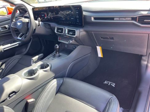 New 2025 Ford Mustang GT Premium w/ GT Performance Package image 19