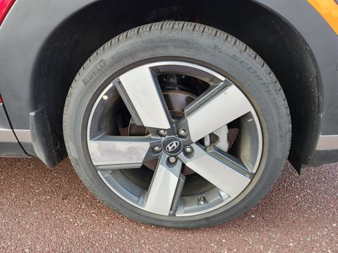 Certified 2024 Hyundai Santa Fe Limited image 8