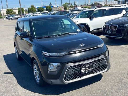 Used 2020 Kia Soul LX FWD image 3