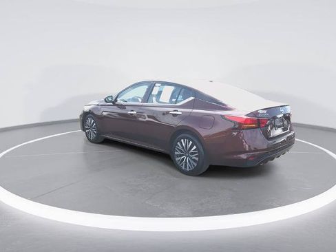 Certified 2024 Nissan Altima 2.5 SV FWD image 6