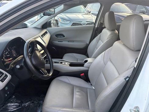 Used 2018 Honda HR-V EX-L image 19