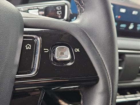 Used 2025 Lincoln Corsair FWD image 22