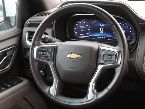 Used 2022 Chevrolet Tahoe LT w/ Luxury Package AWD/4WD image 24