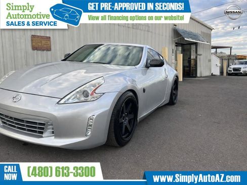 Used 2014 Nissan 370Z Touring w/ Aerodynamics Package image 3