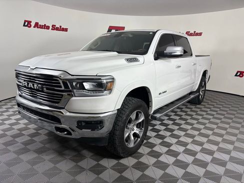 Used 2019 RAM 1500 Laramie AWD/4WD image 2