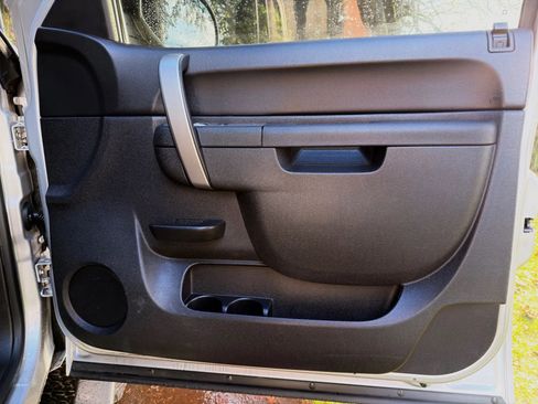 Used 2011 GMC Sierra 1500 SLE w/ Power Tech Package image 24