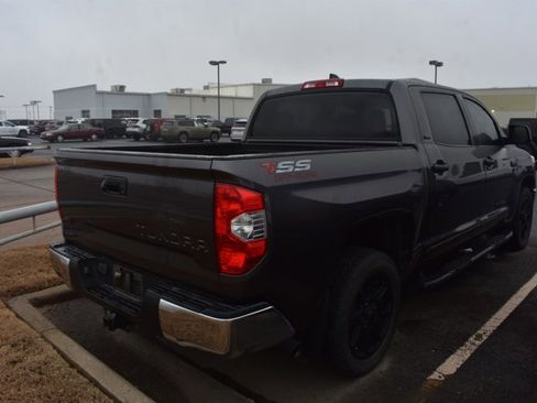 Used 2020 Toyota Tundra SR5 w/ SR5 Upgrade Package image 4