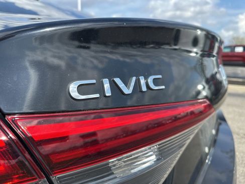 Used 2022 Honda Civic Sport image 7
