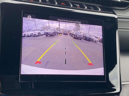 Certified 2024 Jeep Grand Cherokee Altitude image 7