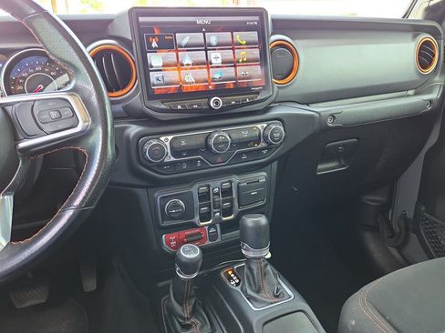 Used 2021 Jeep Gladiator Mojave AWD/4WD image 26