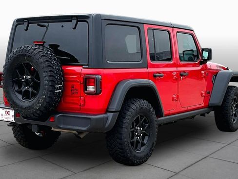 Used 2025 Jeep Wrangler Unlimited Sport AWD/4WD image 12