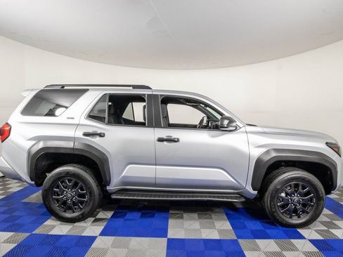 Used 2025 Toyota 4Runner SR5 image 4