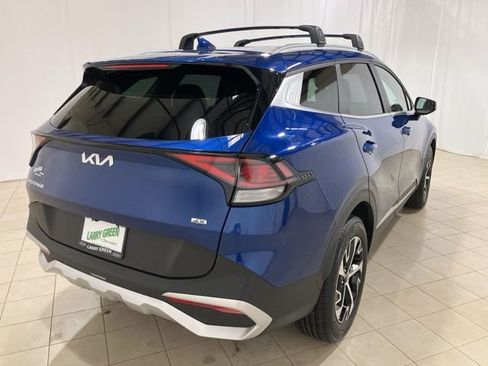 Used 2024 Kia Sportage EX image 5