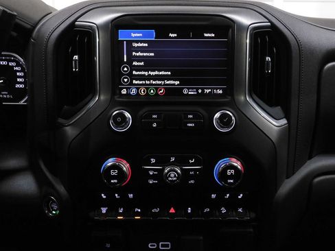 Used 2021 GMC Sierra 3500 Denali w/ Denali Ultimate Package AWD/4WD image 39