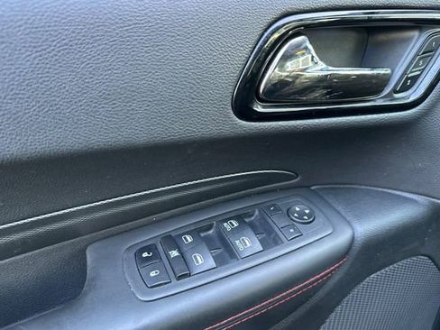 Used 2024 Dodge Durango GT image 11