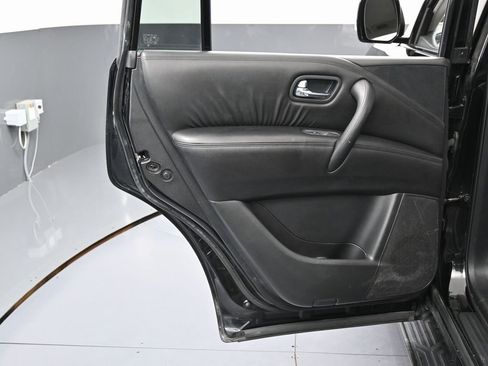 Used 2023 Nissan Armada SV image 38