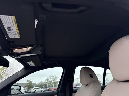 Used 2020 BMW 330i 330i w/ M Sport Package image 27