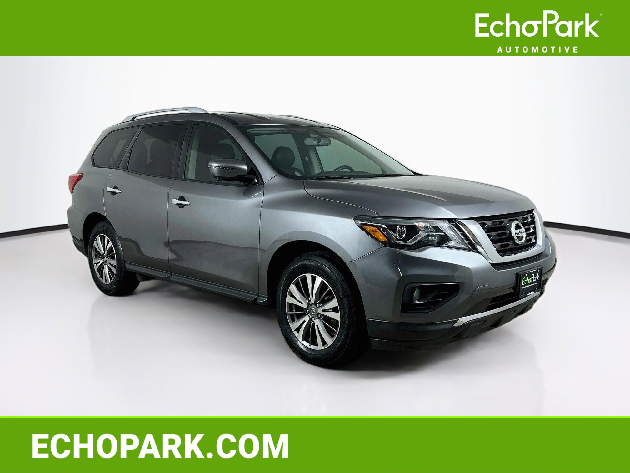 Used 2020 Nissan Pathfinder SL AWD/4WD image 1