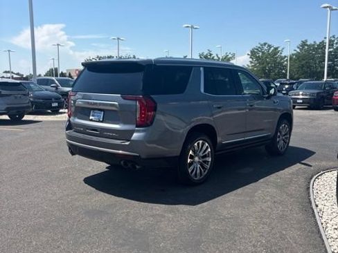 Used 2021 GMC Yukon Denali w/ Denali Ultimate Package AWD/4WD image 2