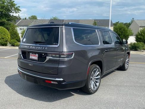 New 2024 Jeep Grand Wagoneer L 4WD w/ Rear Seat Video Group 1 image 8