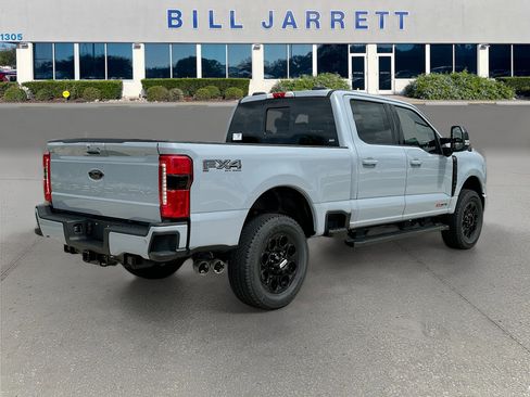 New 2026 Ford F250 Lariat w/ Black Appearance Package AWD/4WD image 4