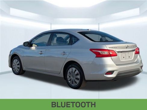 Used 2016 Nissan Sentra SV image 4
