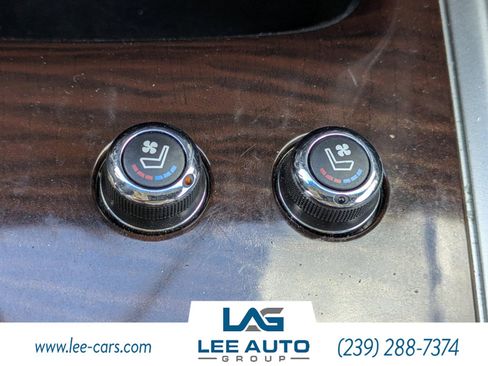 Used 2015 Nissan Pathfinder Platinum w/ Cargo Package image 28