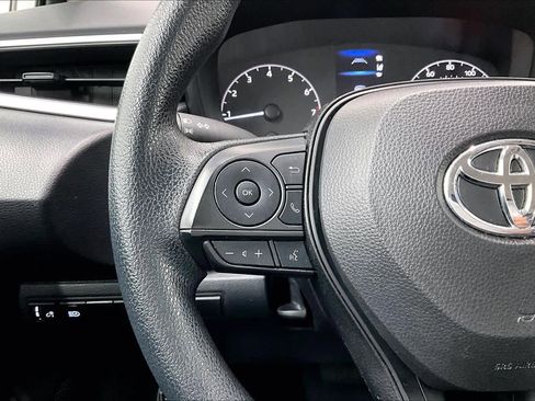 Used 2024 Toyota Corolla LE image 22