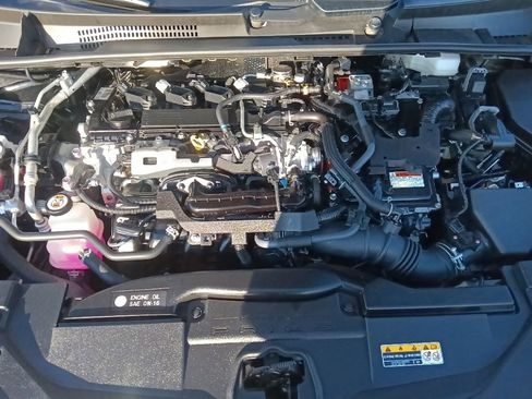 Used 2024 Toyota Prius LE image 32