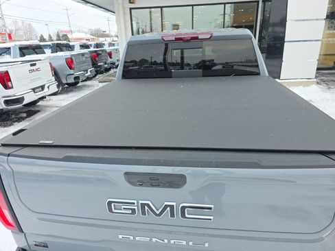 Used 2024 GMC Sierra 1500 Denali image 8