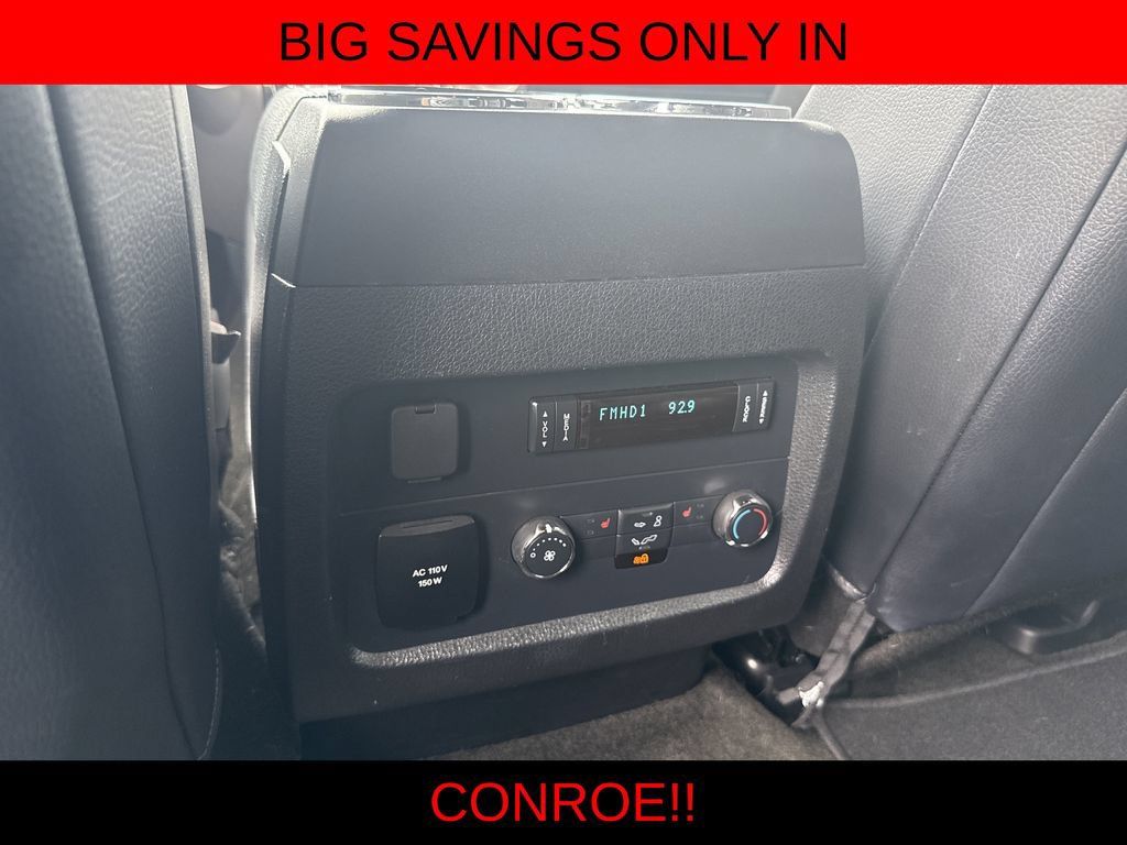 Used 2017 Ford Expedition EL Limited w/ Equipment Group 301A RWD image 26