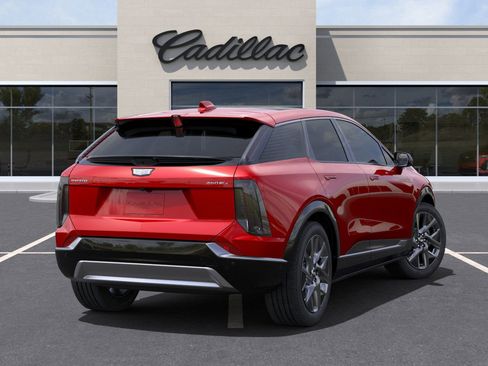 New 2025 Cadillac Optiq Luxury 1 image 25