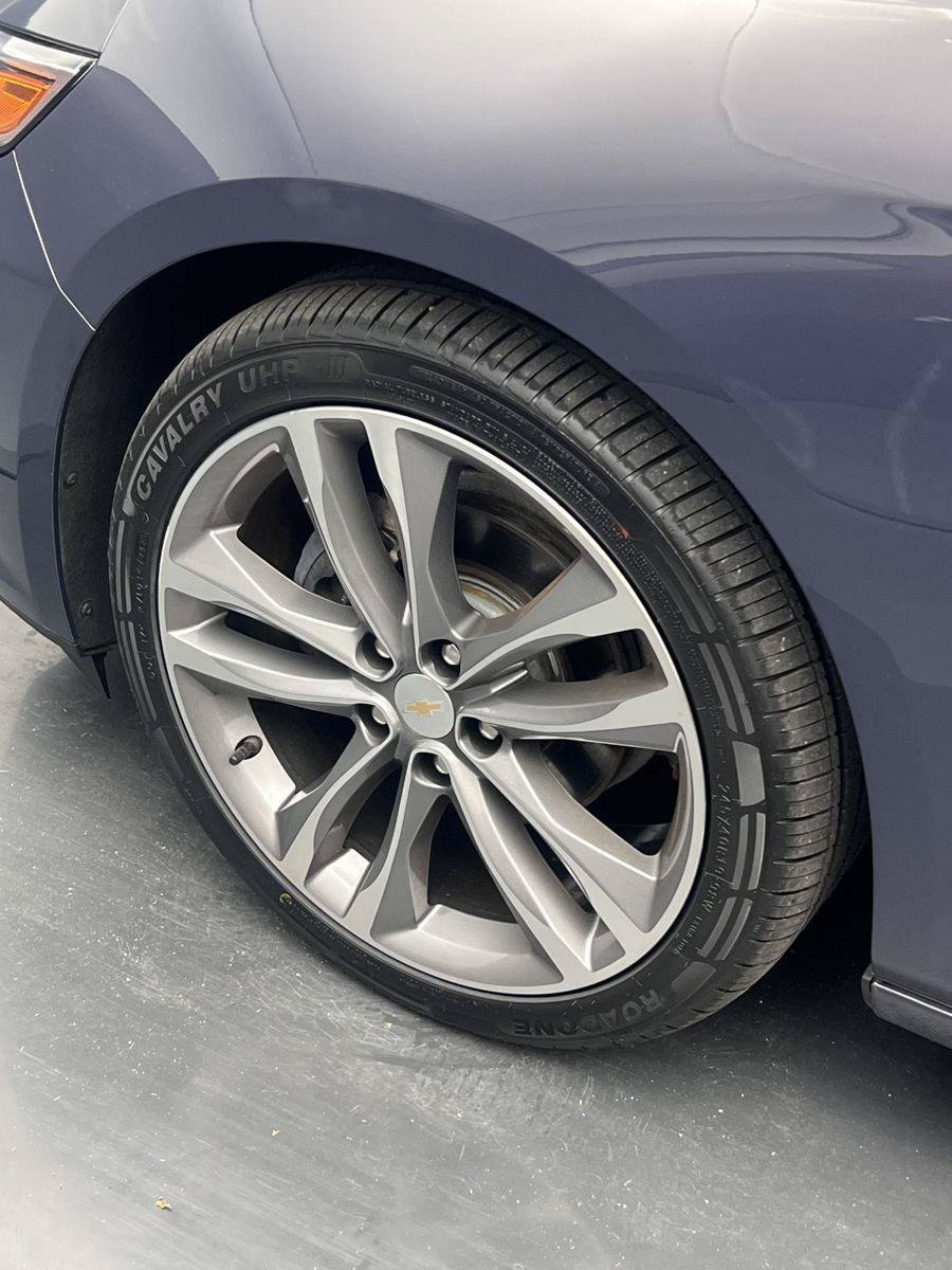 Used 2025 Chevrolet Malibu LT FWD image 36