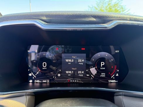 Used 2024 GMC Canyon Denali AWD/4WD image 15