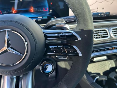 New 2025 Mercedes-Benz GLE 53 AMG 4MATIC image 17