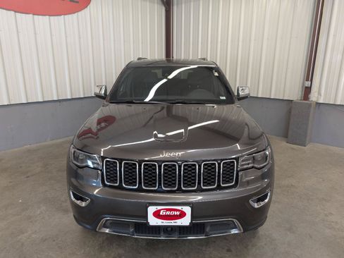 Used 2019 Jeep Grand Cherokee Limited w/ Luxury Group II AWD/4WD image 9