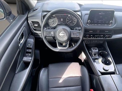 Certified 2024 Nissan Rogue SV w/ SV Premium Package image 5